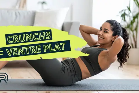Femme souriante faisant des crunchs, avec le texte "CRUNCHS ≠ VENTRE PLAT".