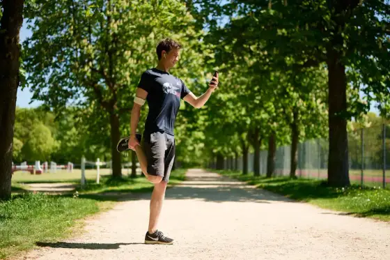 Étirement quadriceps - Courez mieux, sans douleur ni raideur !